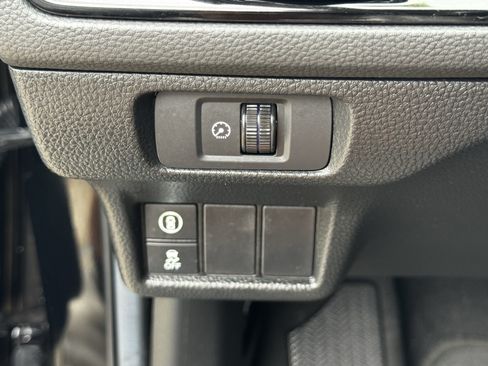 Used 2024 Honda Civic EX-L image 25