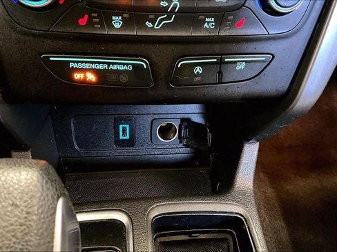 Used 2019 Ford Escape SE AWD/4WD image 16