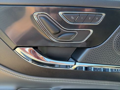 Used 2023 Lincoln Corsair AWD w/ Equipment Group 101A image 19