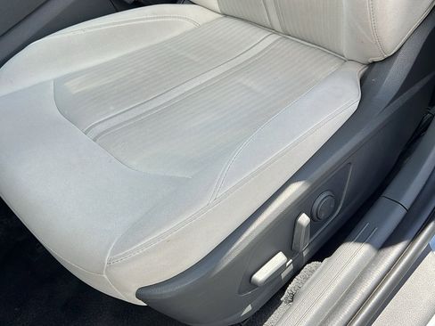 Used 2025 Hyundai Sonata SEL FWD image 16