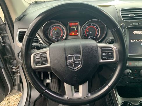 Used 2018 Dodge Journey Crossroad AWD/4WD image 19