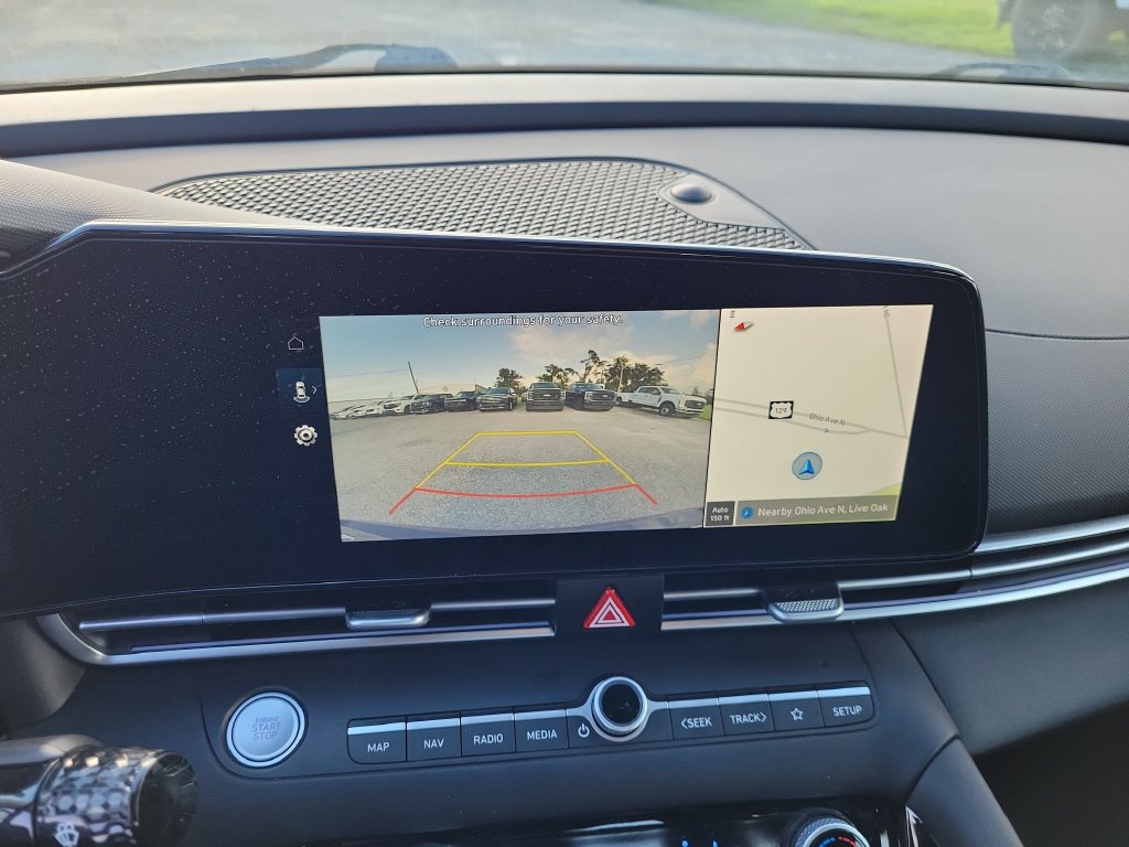Used 2025 Hyundai Elantra SEL FWD image 34