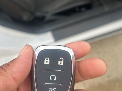 Used 2022 Chevrolet Camaro LT image 10