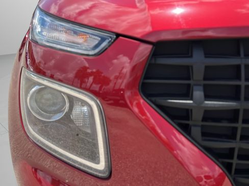 Used 2024 Hyundai Venue SE FWD image 23
