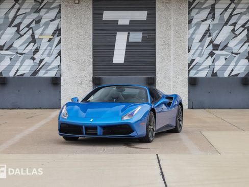 Used 2018 Ferrari 488 Spider RWD image 6