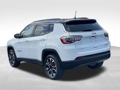 Used 2024 Jeep Compass Limited AWD/4WD image 5