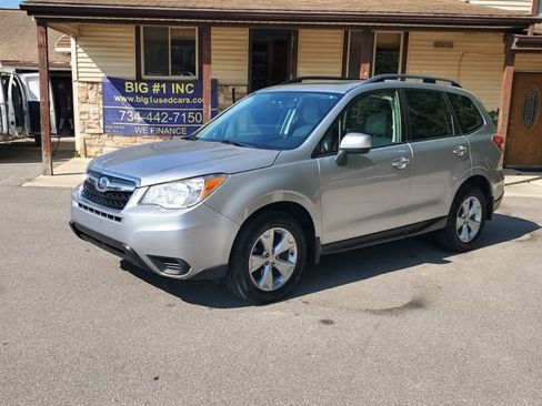 Used 2015 Subaru Forester 2.5i Premium w/ All-Weather Package AWD/4WD image 2