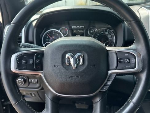 Used 2019 RAM 1500 Big Horn AWD/4WD image 11
