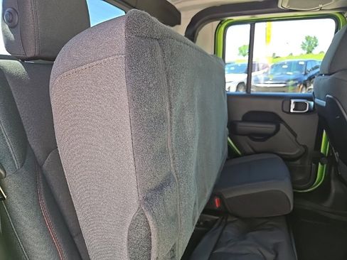 New 2025 Jeep Gladiator Rubicon w/ Safety Group image 98