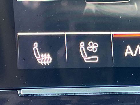 Used 2022 Audi RS 7 Sportback w/ Black Optic Package image 31