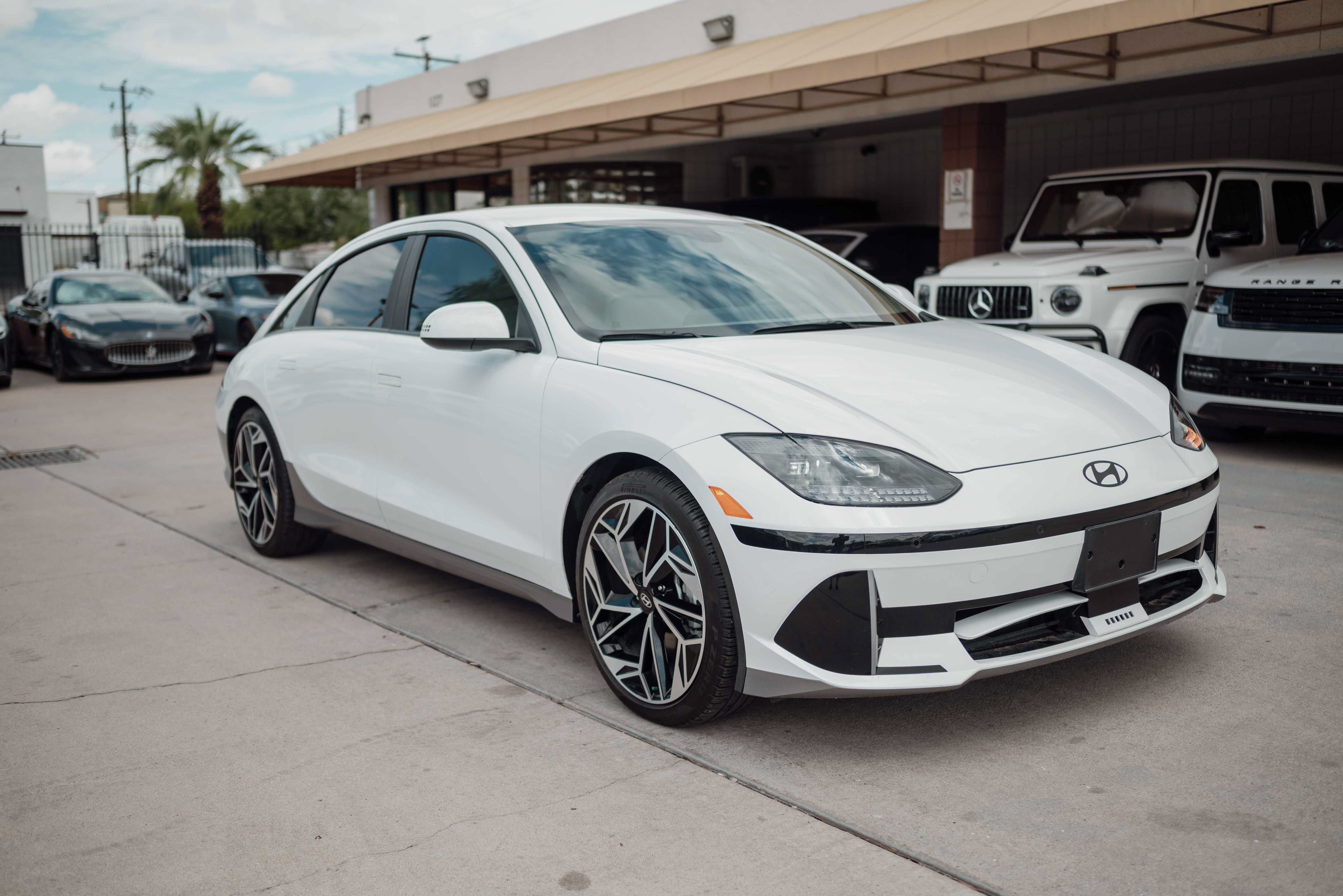 Used 2023 Hyundai Ioniq 6 SEL w/ Cargo Package RWD image 2