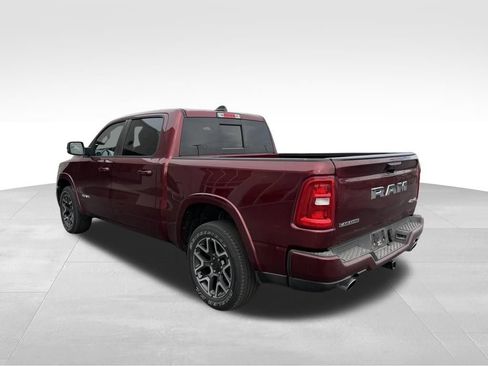 Used 2025 RAM 1500 Laramie w/ Sport Appearance Package AWD/4WD image 10