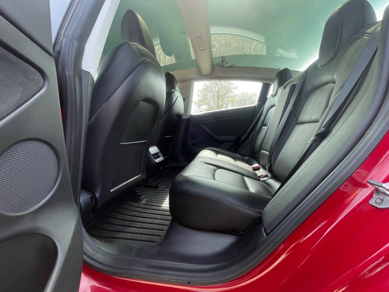 Used 2021 Tesla Model 3 Standard Range Plus RWD image 25