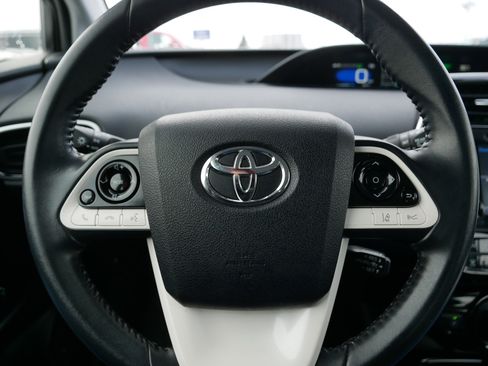 Used 2017 Toyota Prius Two image 25