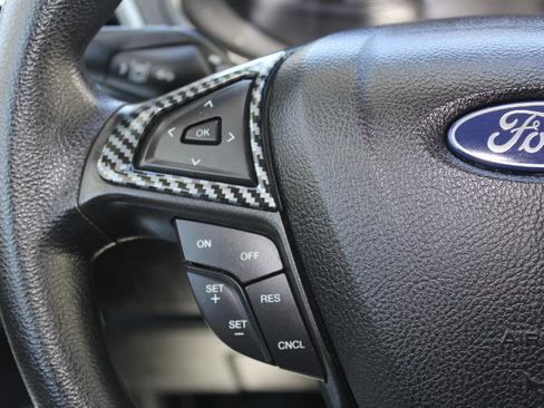 Used 2022 Ford Edge SE w/ Black Appearance Package AWD/4WD image 23