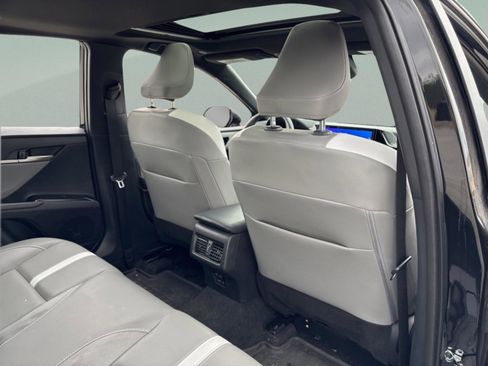 Certified 2025 Toyota Camry SE w/ Multimedia Upgrade Package image 31