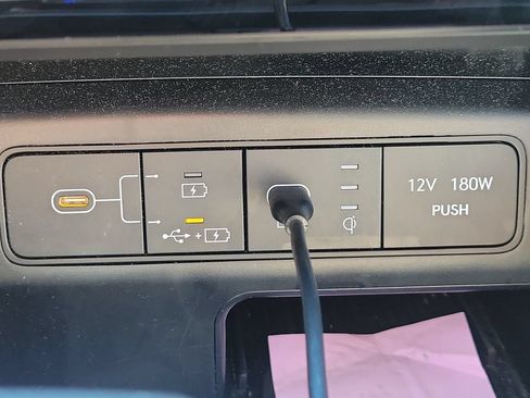 Used 2025 Hyundai Tucson SEL FWD image 32