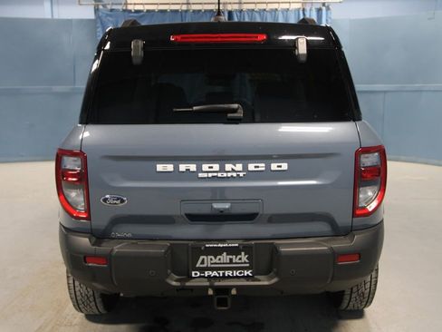 Used 2025 Ford Bronco Sport Badlands image 35