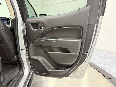 Used 2018 Chevrolet Colorado ZR2 image 31