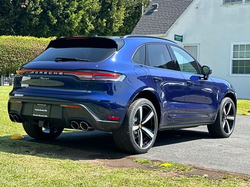 New 2026 Porsche Macan AWD/4WD image 8