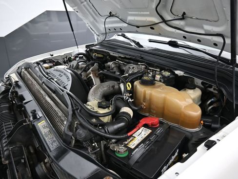 Used 2010 Ford F250 Lariat image 46