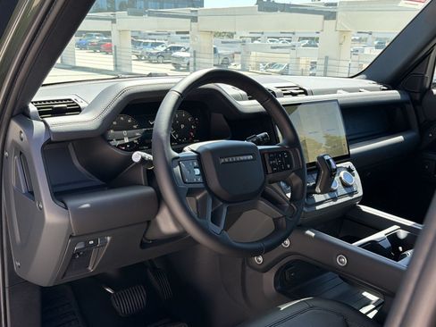 New 2026 Land Rover Defender 110 S AWD/4WD image 4