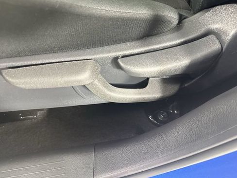 Used 2024 Nissan Kicks SV w/ Interior Electronics Package FWD image 21