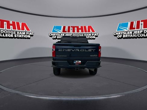 Used 2023 Chevrolet Silverado 3500 High Country image 7