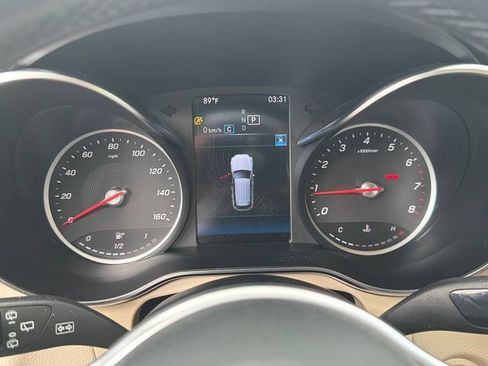Used 2022 Mercedes-Benz GLC 300 image 29