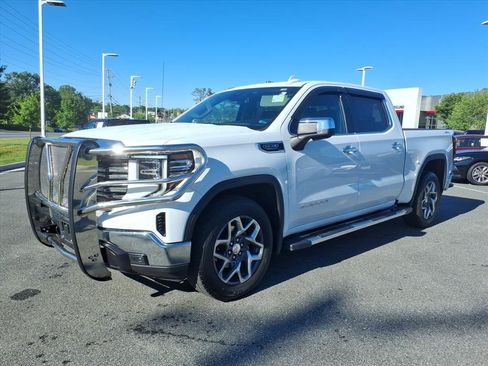 Used 2022 GMC Sierra 1500 SLT w/ SLT Convenience Package AWD/4WD image 14