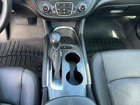 Used 2021 Chevrolet Malibu LT w/ Leather Package FWD image 25