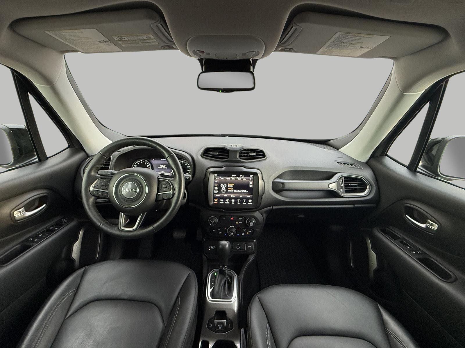 Used 2022 Jeep Renegade Limited AWD/4WD image 5