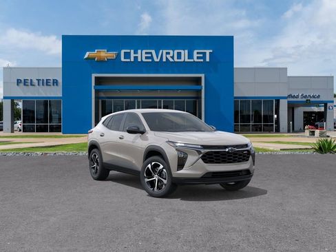 New 2026 Chevrolet Trax RS FWD image 1