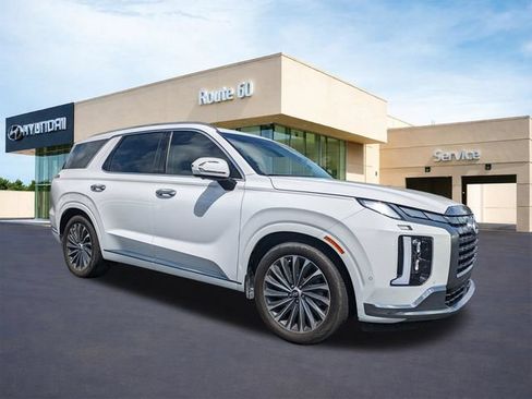 Used 2025 Hyundai Palisade Calligraphy AWD/4WD image 2