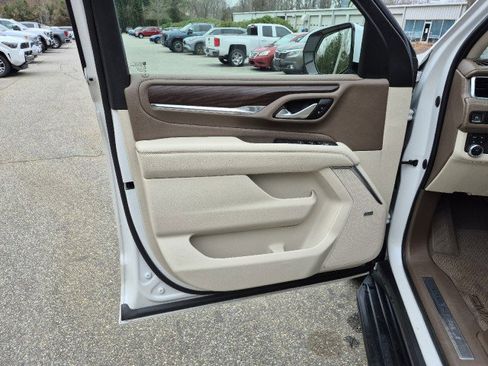 Used 2022 GMC Yukon Denali image 21