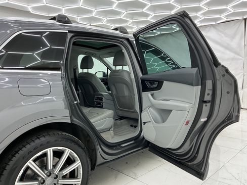 Used 2019 Audi Q7 3.0T Premium Plus AWD/4WD image 23