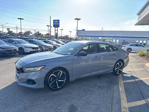 Used 2022 Honda Accord Sport image 4