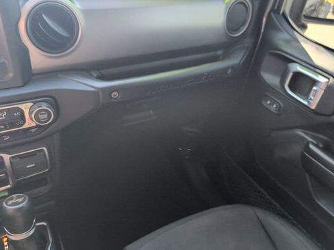 Used 2021 Jeep Wrangler Sport image 20