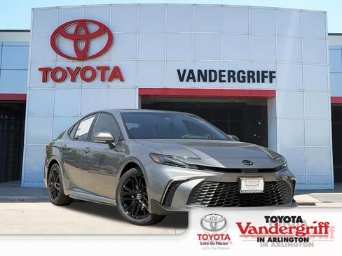 New 2026 Toyota Camry SE FWD image 1