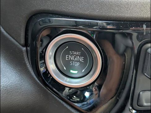 New 2025 Chevrolet Silverado 1500 LT image 8