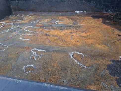 Used 2011 Ford F550 4x4 Regular Cab Super Duty w/ PWR Equipment Group image 17