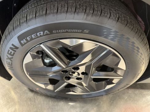 New 2025 Kia EV6 Light image 10