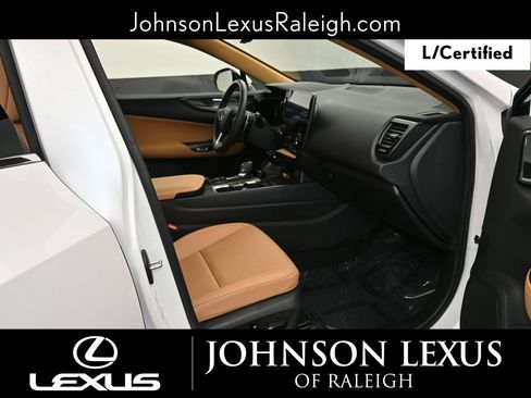 Used 2023 Lexus NX 350 AWD image 11