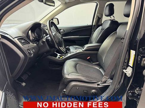 Used 2019 Dodge Journey Crossroad image 12