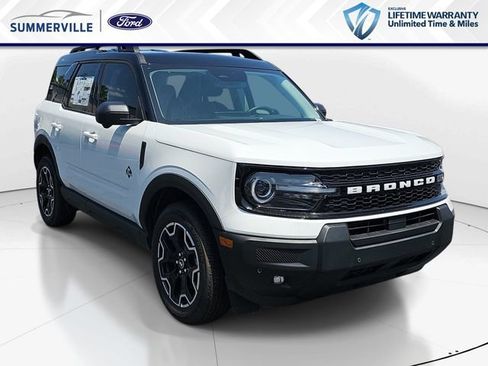 New 2026 Ford Bronco Sport Outer Banks w/ Outer Banks Tech Package+ AWD/4WD image 1