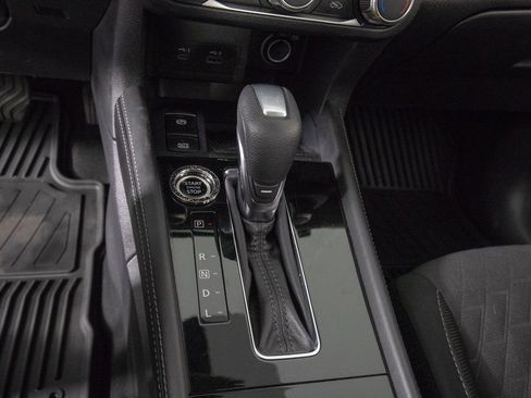 Used 2024 Nissan Kicks SV image 23