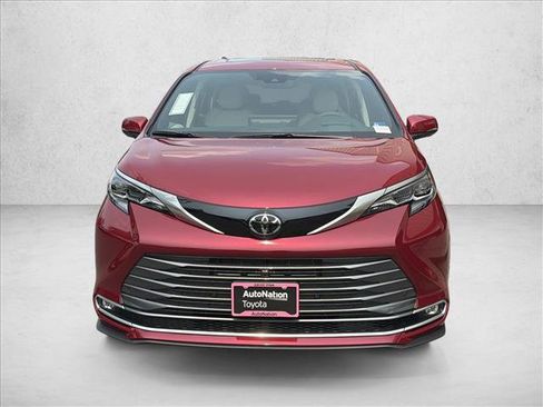 New 2026 Toyota Sienna Platinum AWD/4WD image 2