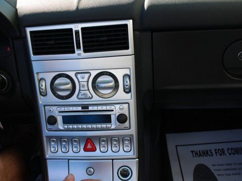 Used 2007 Chrysler Crossfire Convertible w/ Special Edition Group image 17