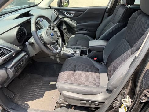 Used 2020 Subaru Forester Premium AWD/4WD image 25