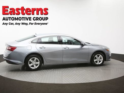 Used 2023 Chevrolet Malibu LT FWD image 43